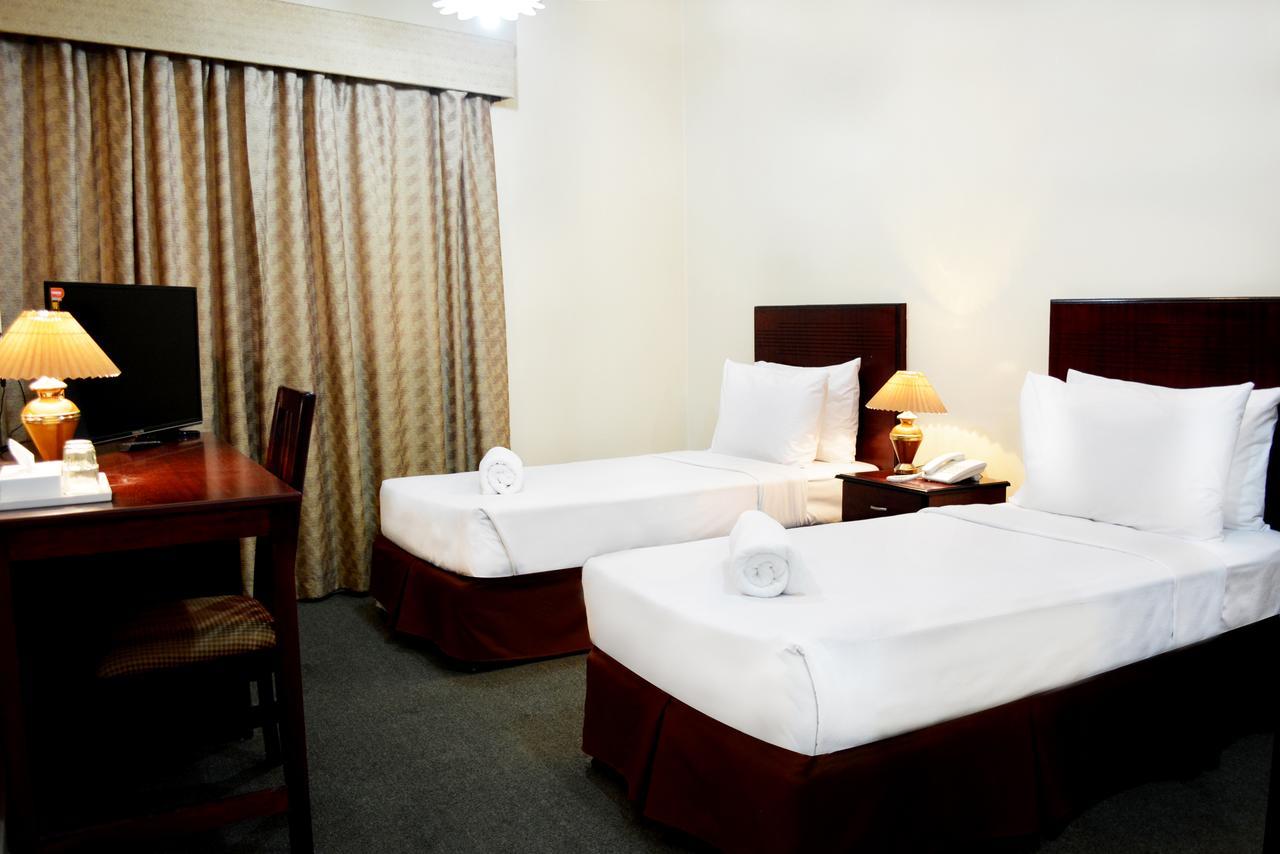 Galaxy Plaza Hotel Dubai Eksteriør billede